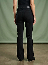 SİYAH İSPANYOL PAÇA JEANS